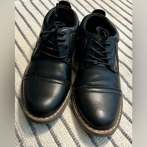 Steve Madden-  The Boys’ Boliverr Leather Dress Shoes